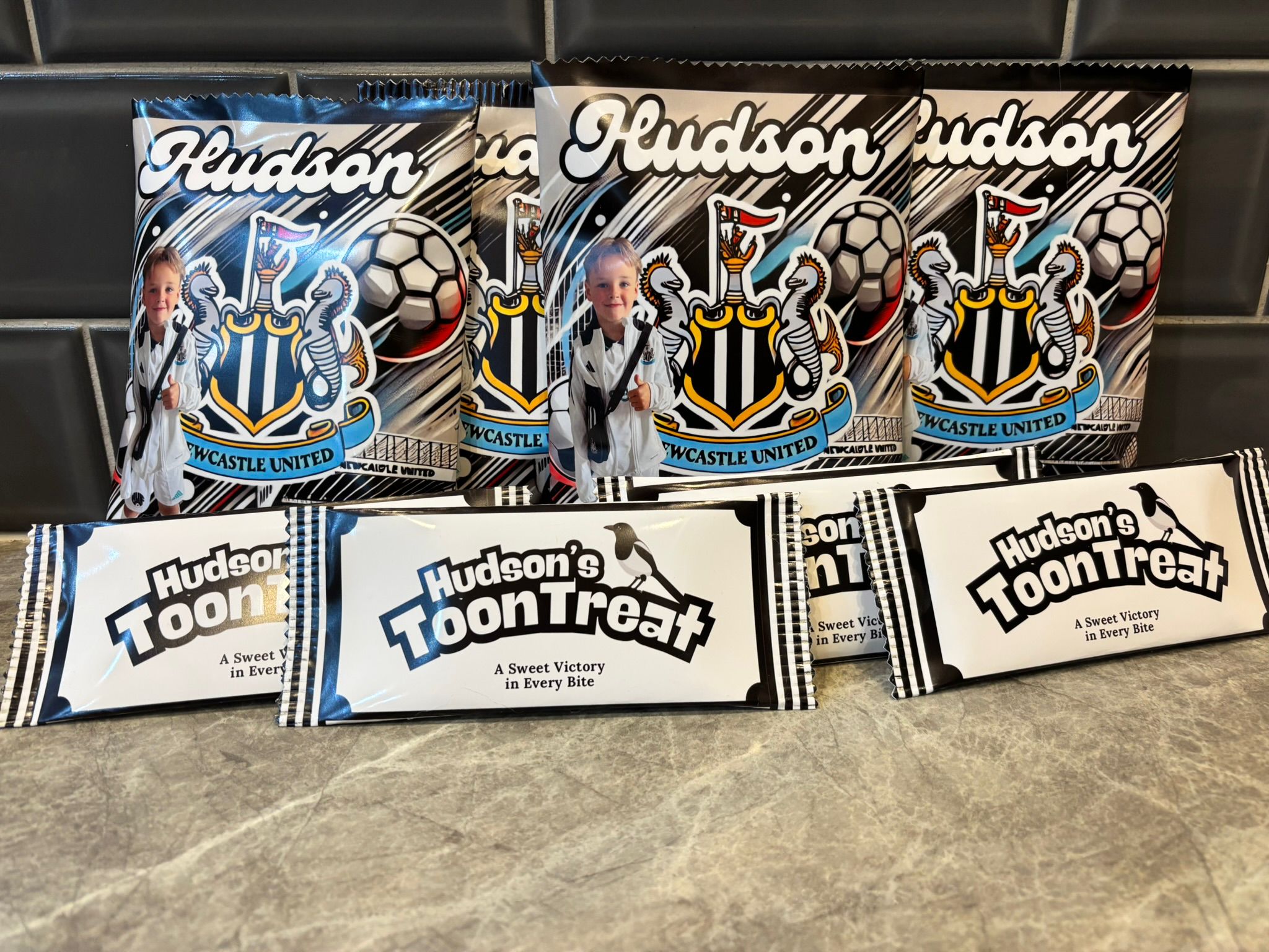 Personalised Football Party Bundle for 10 Guests| Crisp Packet, Chocolate Bar Wrapper & Treat Box | Custom Birthday Party Favours | Football Party Decorations