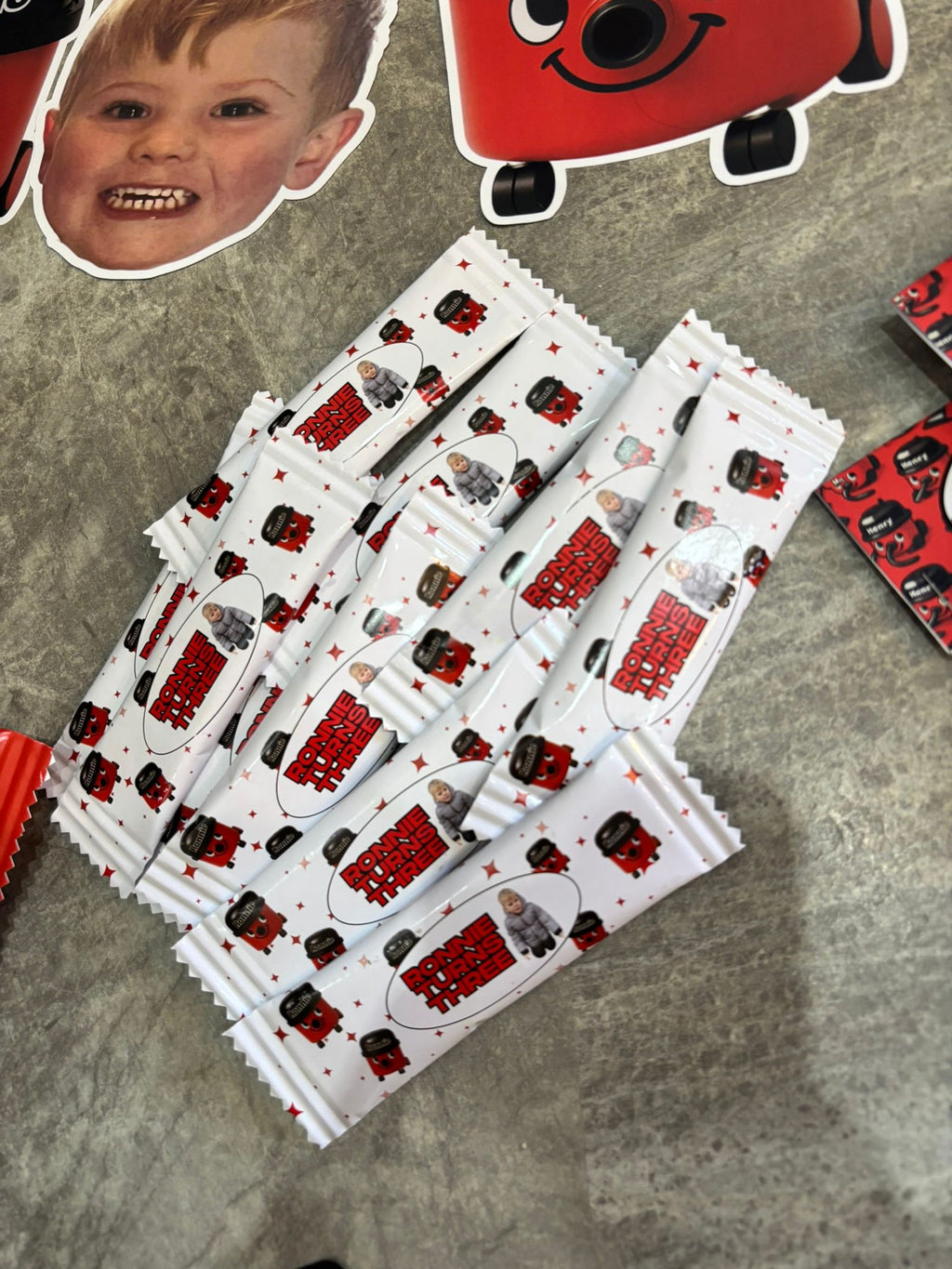 Personalised Henry Hoover Party Bundle | Henry Hoover Birthday Party Favours | Custom Treat Box, Crisp Packet, Drink Label & Party Pack