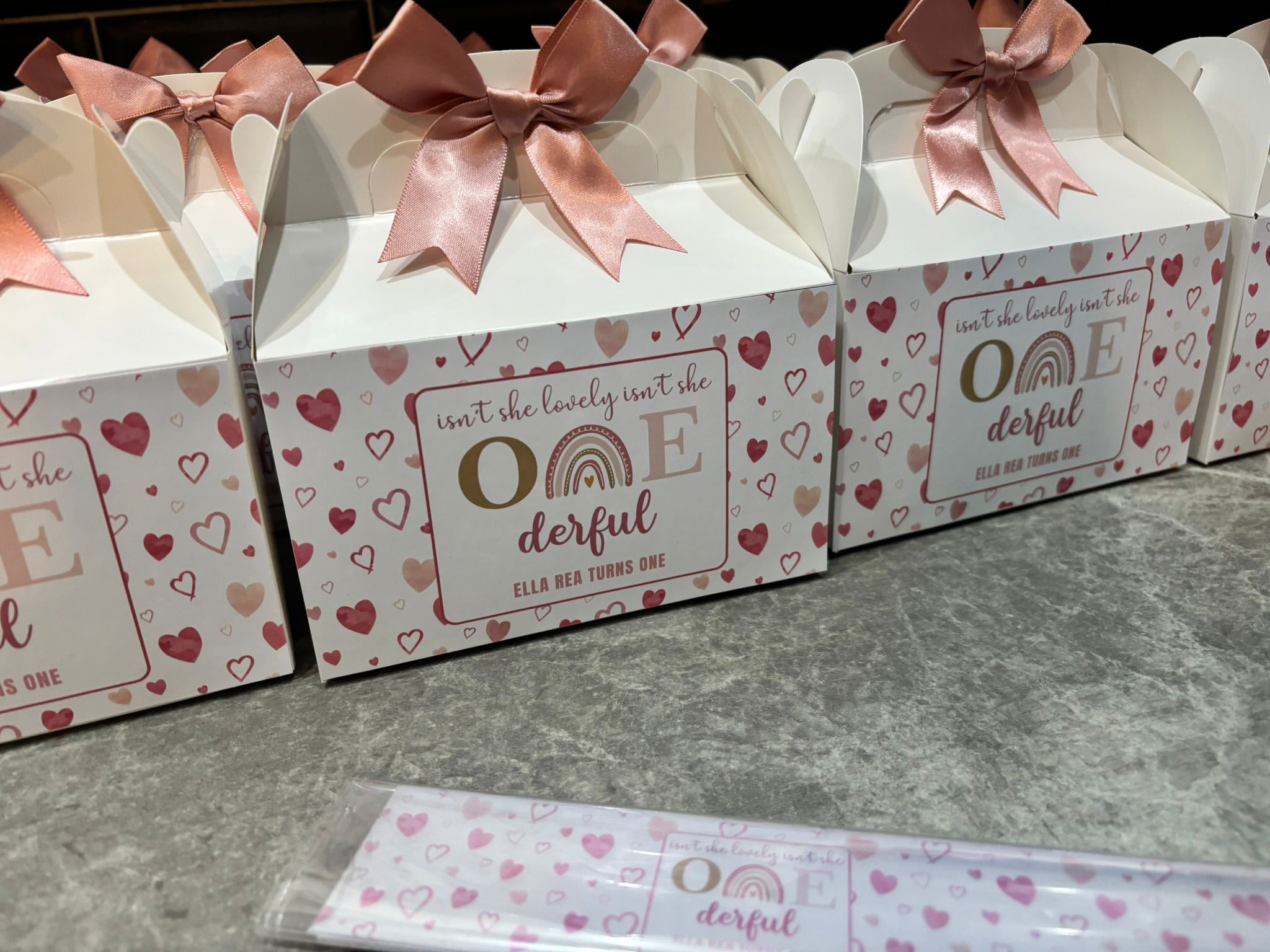 Personalised ONEderful Party Box | First Birthday Party Favour Box | Personalised Girls Birthday Treat Box | Pink First Birthday Decorations | ONEderful Birthday Box