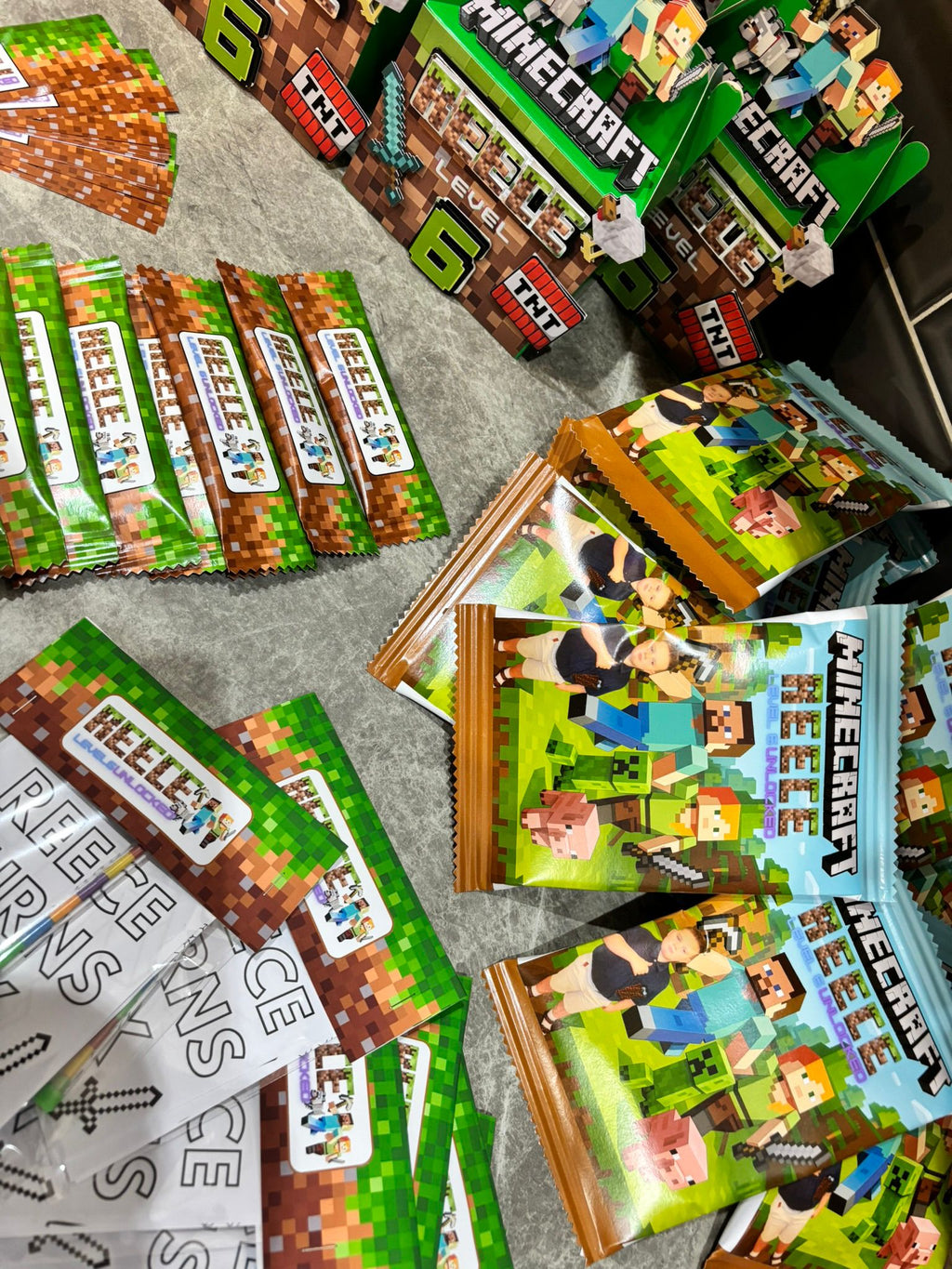 Personalised Minecraft Party Bundle | Minecraft Birthday Party Favours | Treat Box, Crisp Packet, Chocolate Wrapper & Drink Label Set