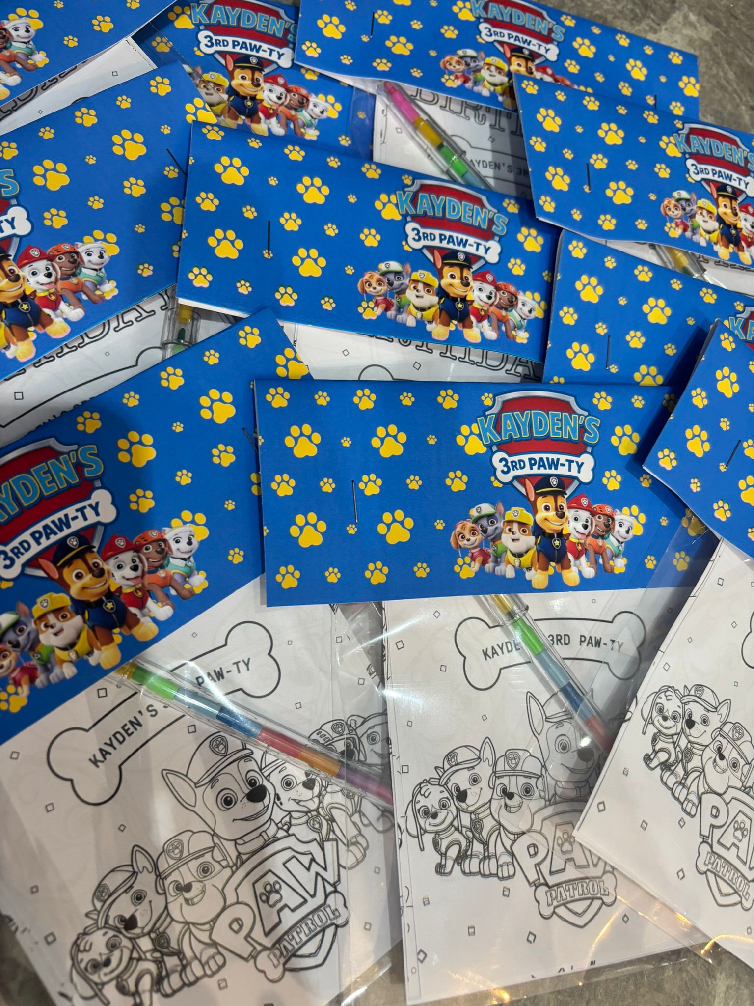 Paw Patrol Party Bundle for 10 Guests - Personalised | Party Boxes, Crisps, Drink label, Chocolate & Colouring Packs Included
