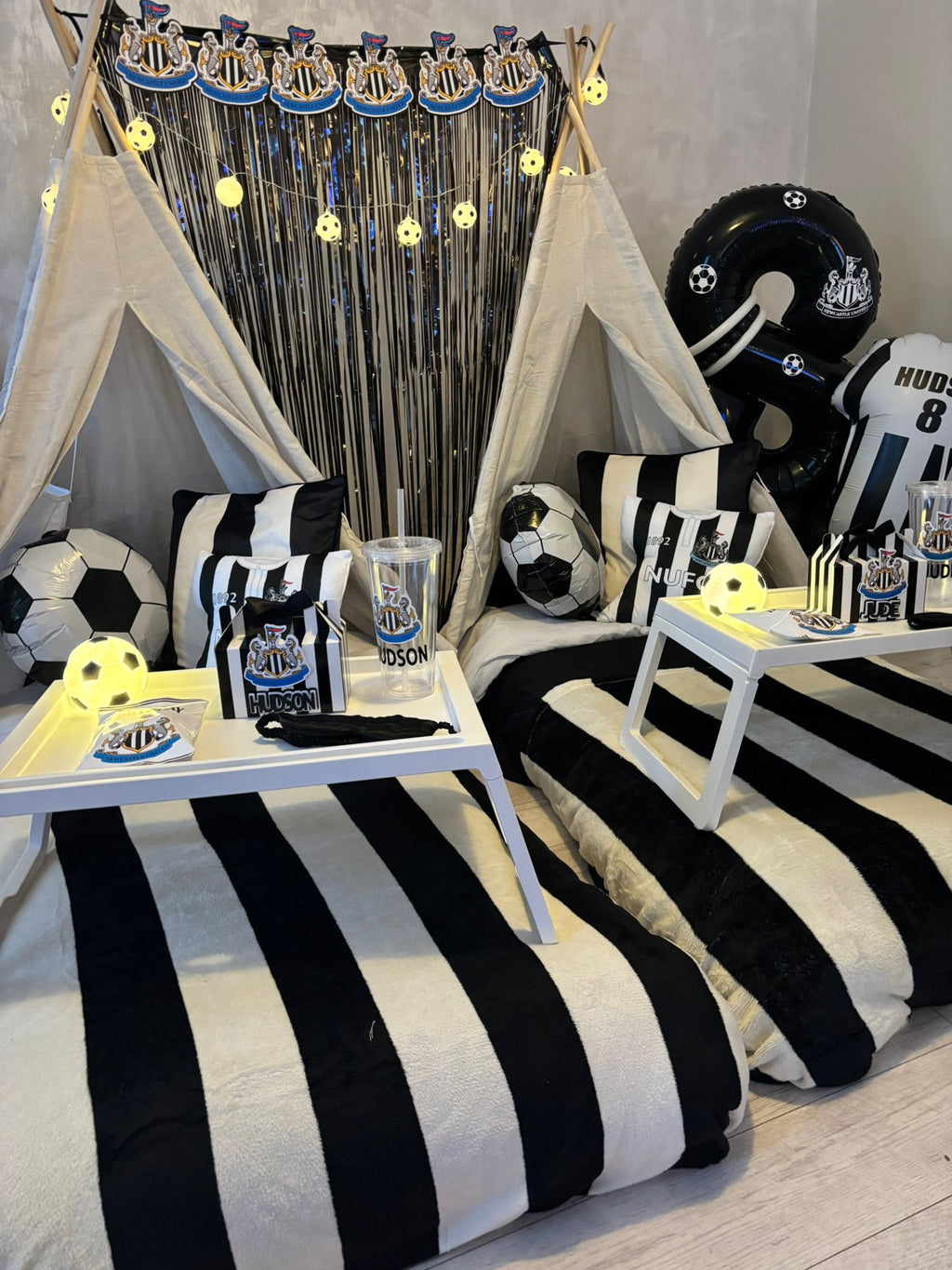 Personalised Newcastle United Inspired Childrens Party Boxes | Football Birthday Party Favours | Custom Treat Boxes | Newcastle Football Party Decorations