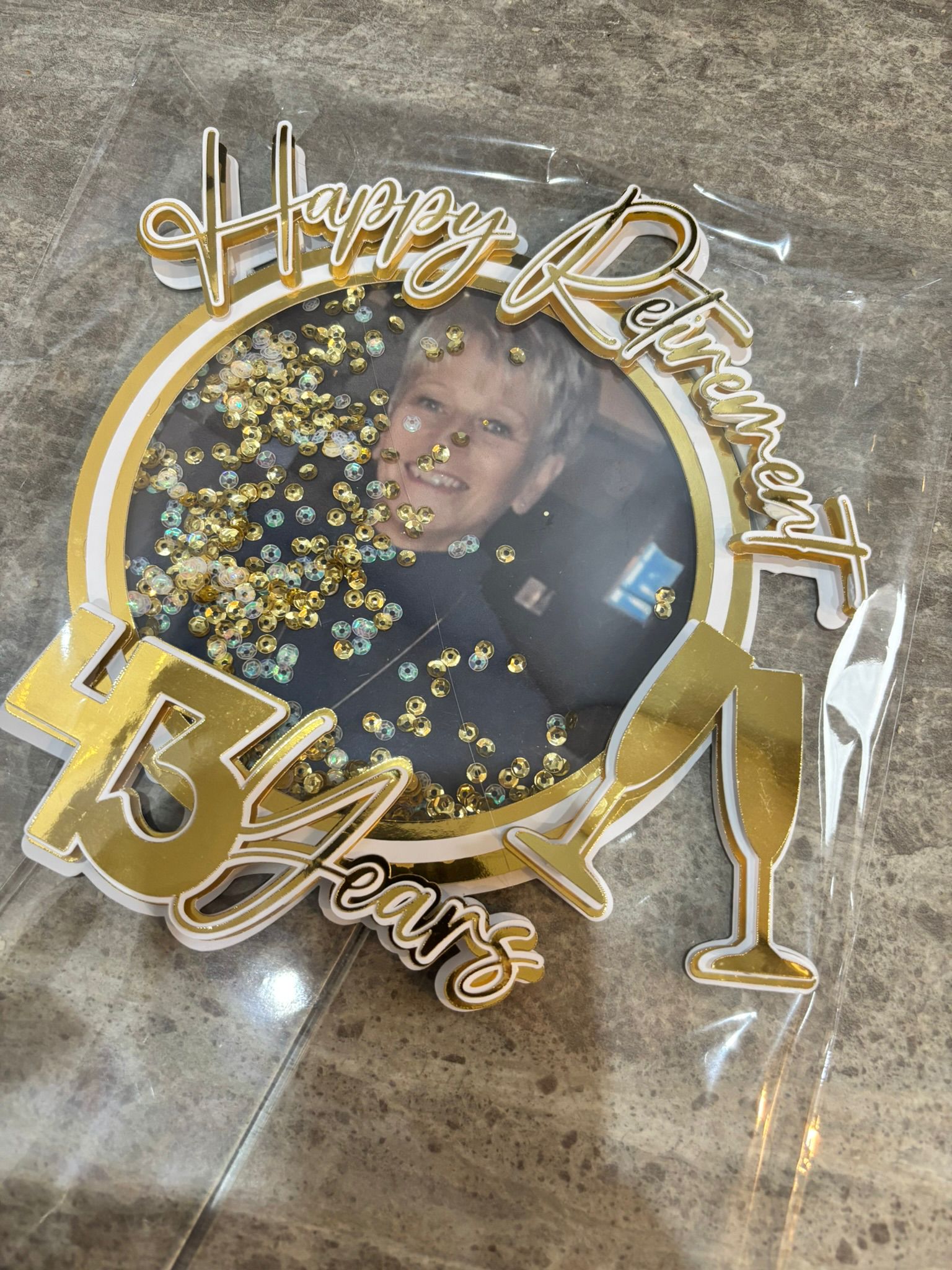 Personalised Retirement Photo Shaker Cake Topper | Custom Photo & Years of Service Decoration | Gold Retirement Party Topper