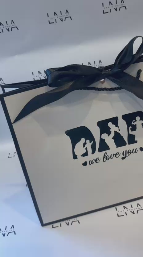 Personalised Dad Gift Bag | Dad We Love You Gift Bag | Father’s Day Gift Bag | Personalised Daddy Gift Bag | Gift Bag for Dad | Keepsake Gift Bag